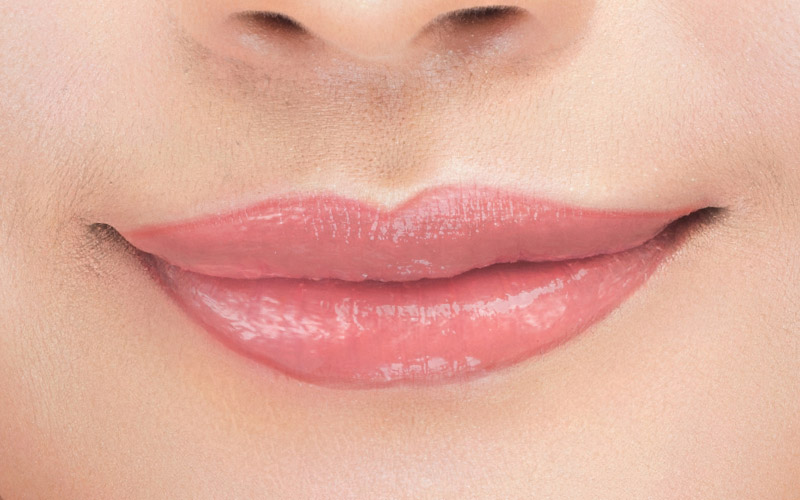 Permanent makeup lips